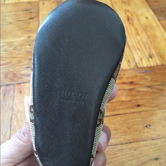 GUCCI INFANT SHOE - Picture 4 of 4