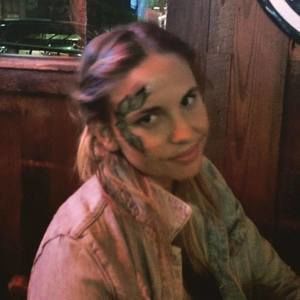 Meet your Posher, Jenna