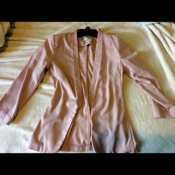 📦‼SOLD‼️📦 H&M blazer size 4