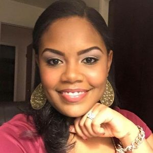 Meet your Posher, Gladys