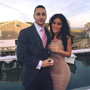 Meet your Posher, Zach