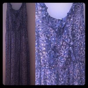 Sleeveless blue and white maxi dress