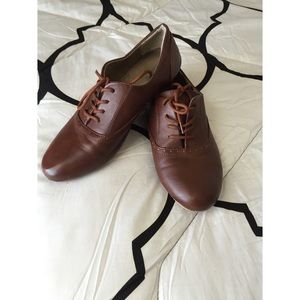 ✨ Brown Tie Up Flats👞✨