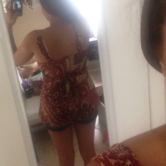 Top - Picture 3 of 3