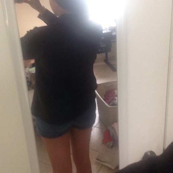 Black top - Picture 3 of 3