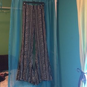 Hollister bell bottom palazzo pants