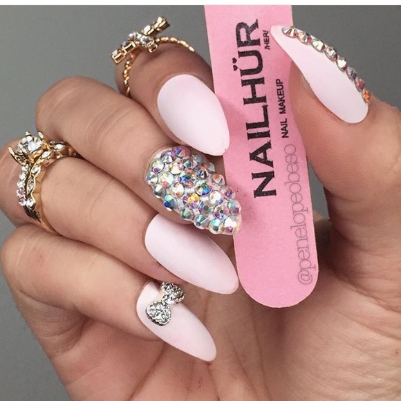 NailHur Stilleto Nails
