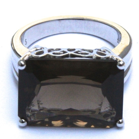 SOLD: Smokey Quartz Statement Ring. NEW! - Picture 2 of 3