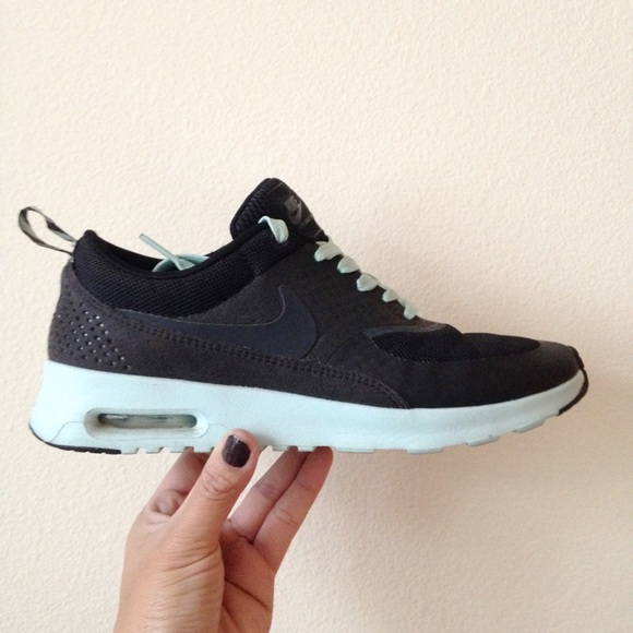 Nike Shoes - Nike air max Thea shoes