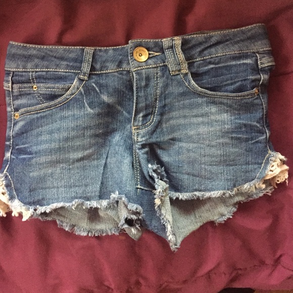 Short denim jean shorts