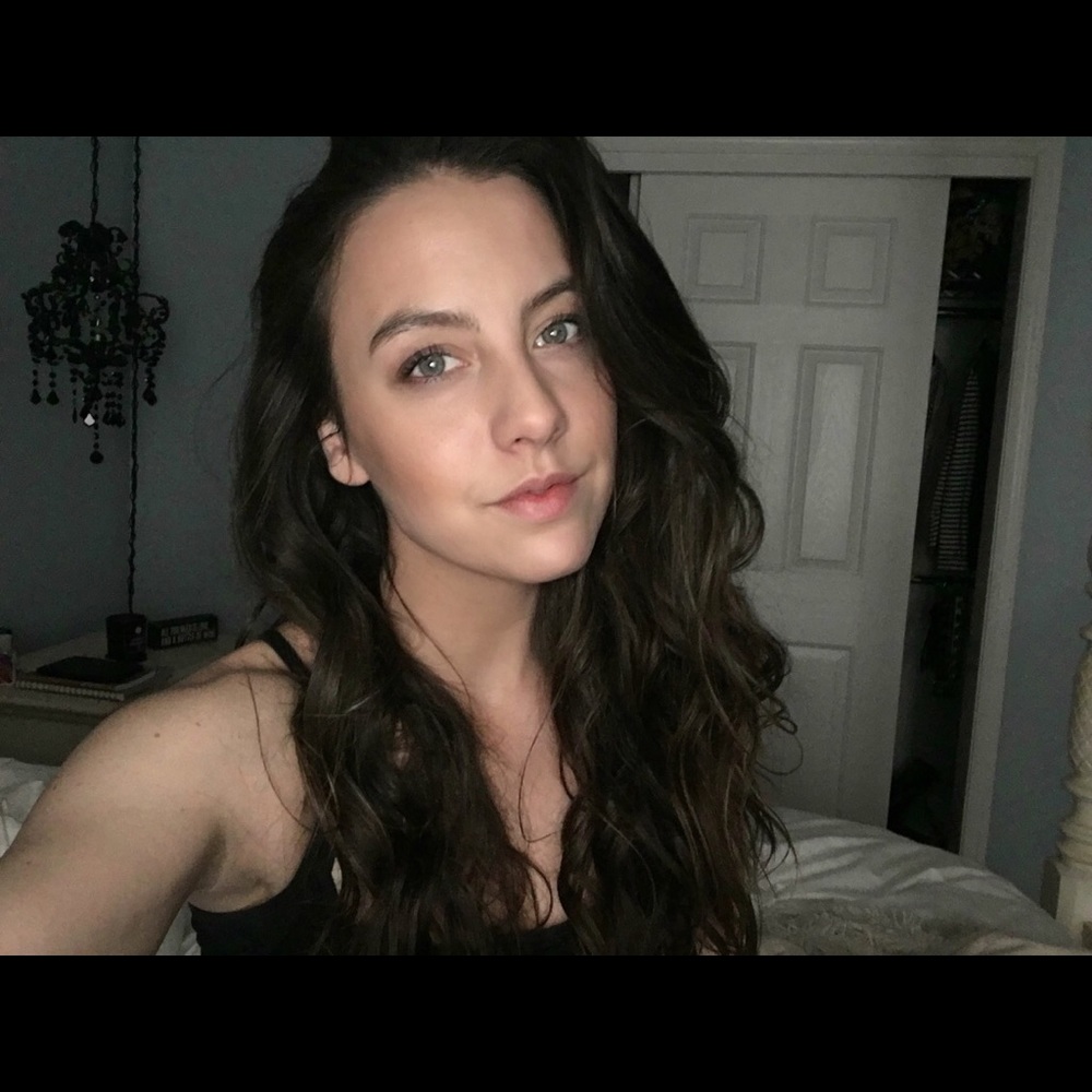 Meet your Posher, Candice