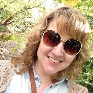Meet your Posher, Megan