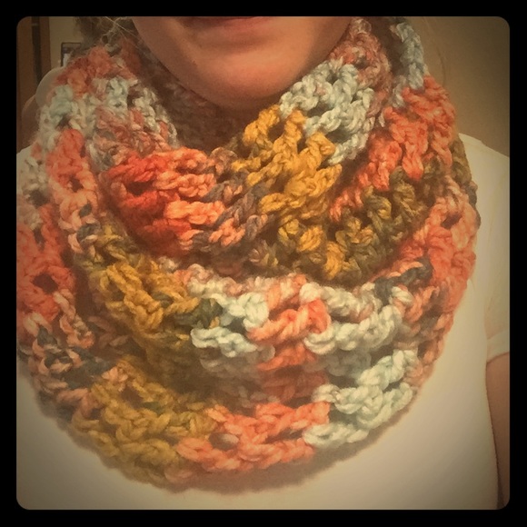 Handmade chunky scarf! 😍