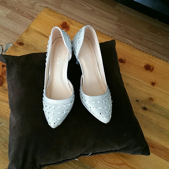 Gorgeous silver bling heels