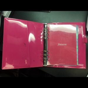 Filofax agenda / planner, needs to be wiped down.