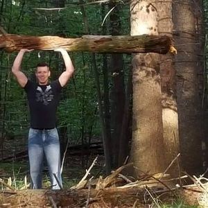 Meet your Posher, Thomas