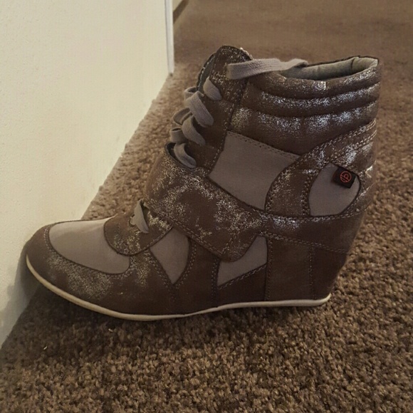 Bke Buddha Sneaker Wedges