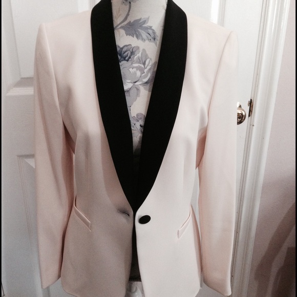 Tuxedo blazer