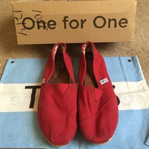Red toms