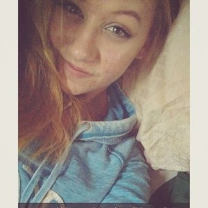 Meet your Posher, Mikayla