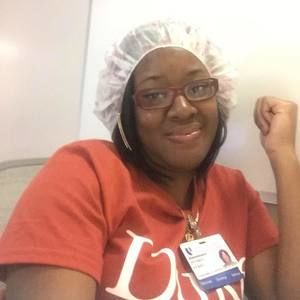 Meet your Posher, Desiree