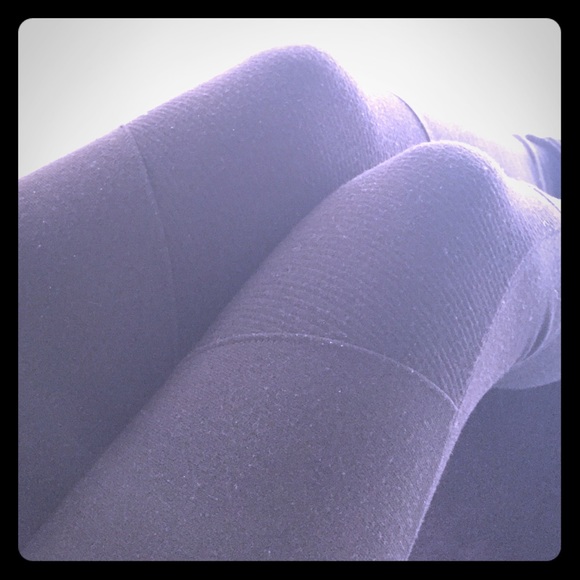 Fitted moto leggings