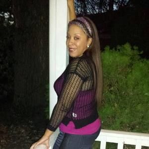 Meet your Posher, Katina