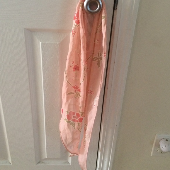 Ann Taylor Loft scarf
