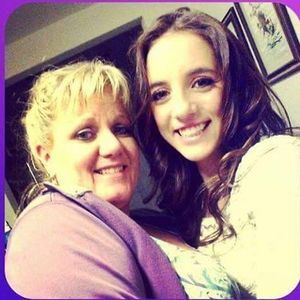 Meet your Posher, Cassandra