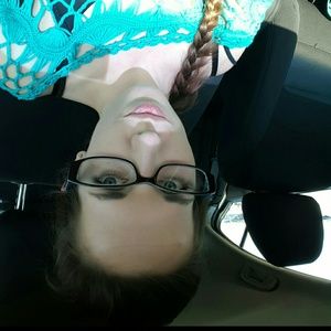 Meet your Posher, Robin