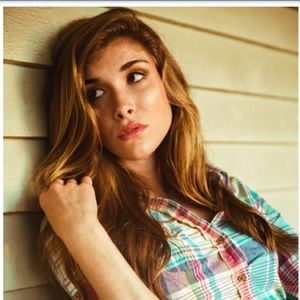 Meet your Posher, Alana