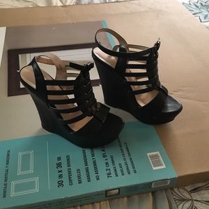 Cute black wedges