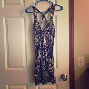 Super cute dress! Great for going out in!!