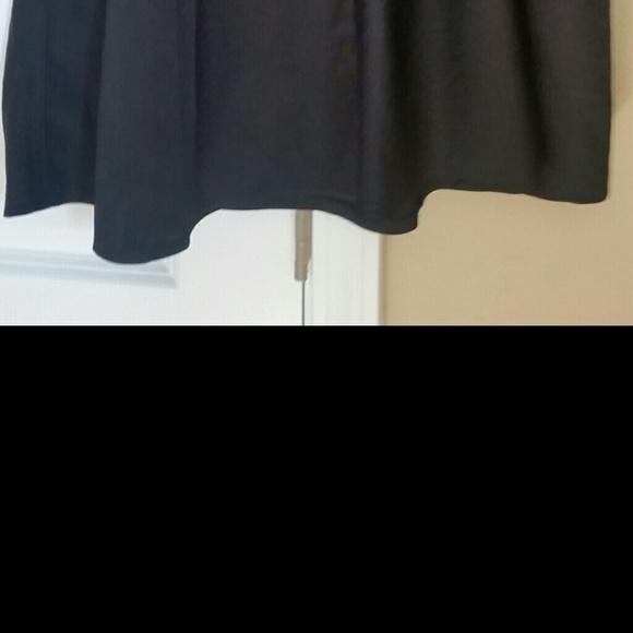 Two Piece set - Picture 4 of 4