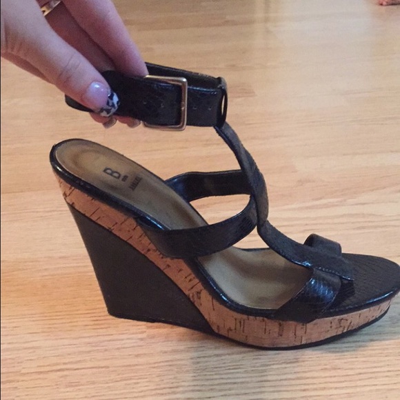 Black wedges - Picture 2 of 2