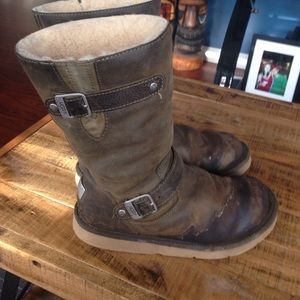 Army green sutter uggs