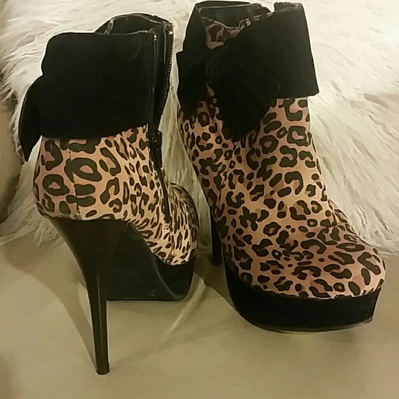 🛍 Taydra Ankle Boots - Picture 2 of 2