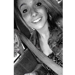 Meet your Posher, Nikki