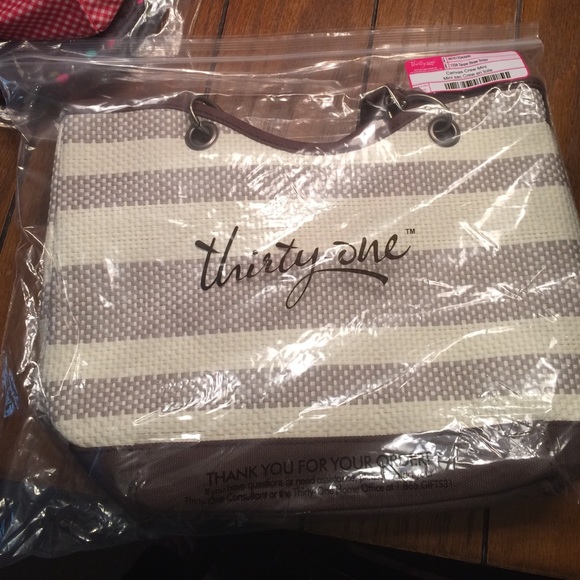 New in package canvas crew mini tote