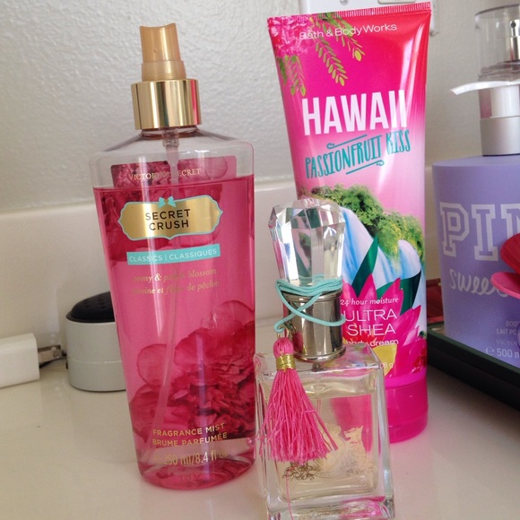 Nail - Picture 3 of 3