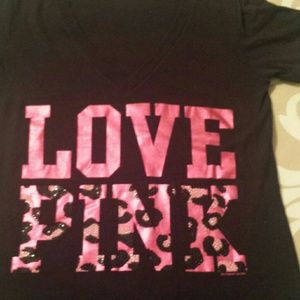 VS Pink shirt leopard print letters