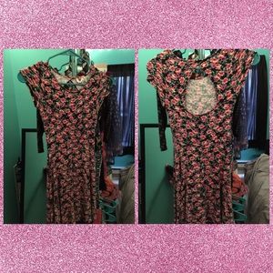 Cute floral skater dress!