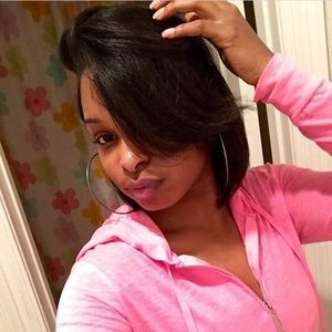 Meet your Posher, Kayla