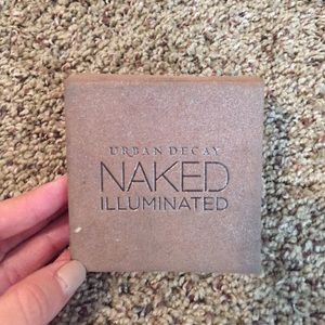 Urban Decay Naked Illuminated
