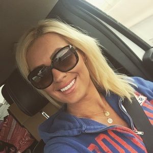 Meet your Posher, Tiffanie