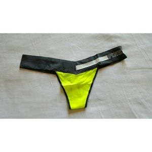 Brand new Victoria's Secret Seamless Thong! NWT
