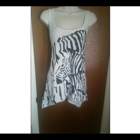 Zebra print tank