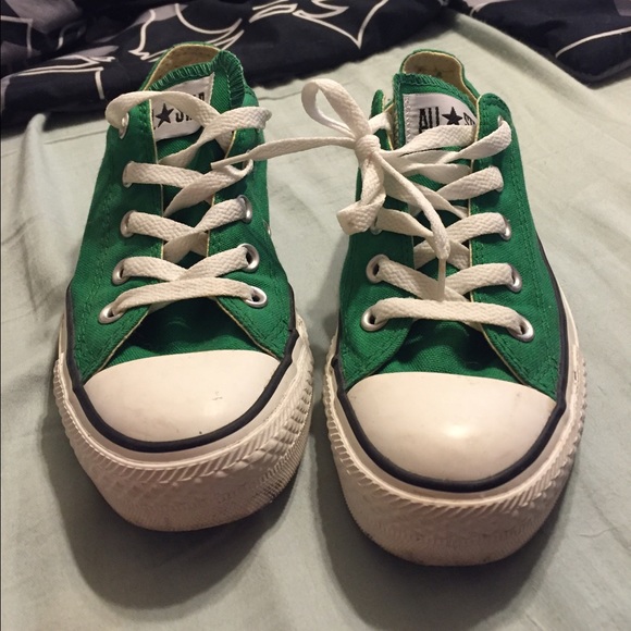 Converse Chuck Taylor's Wom size 6