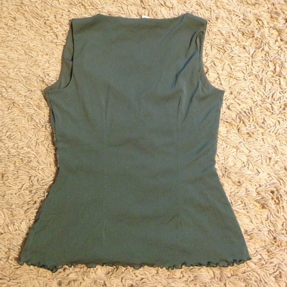 Top - Picture 2 of 4