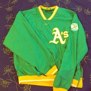 A's pullover jacket